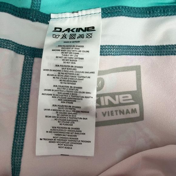 DAKINE Persuasive Surf Leggings UPF Sun Protection Waikiki M - Picture 7 of 9